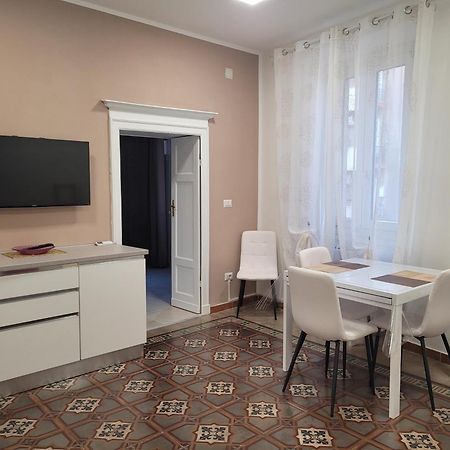 Apartament Domo Azuni Sassari Zewnętrze zdjęcie