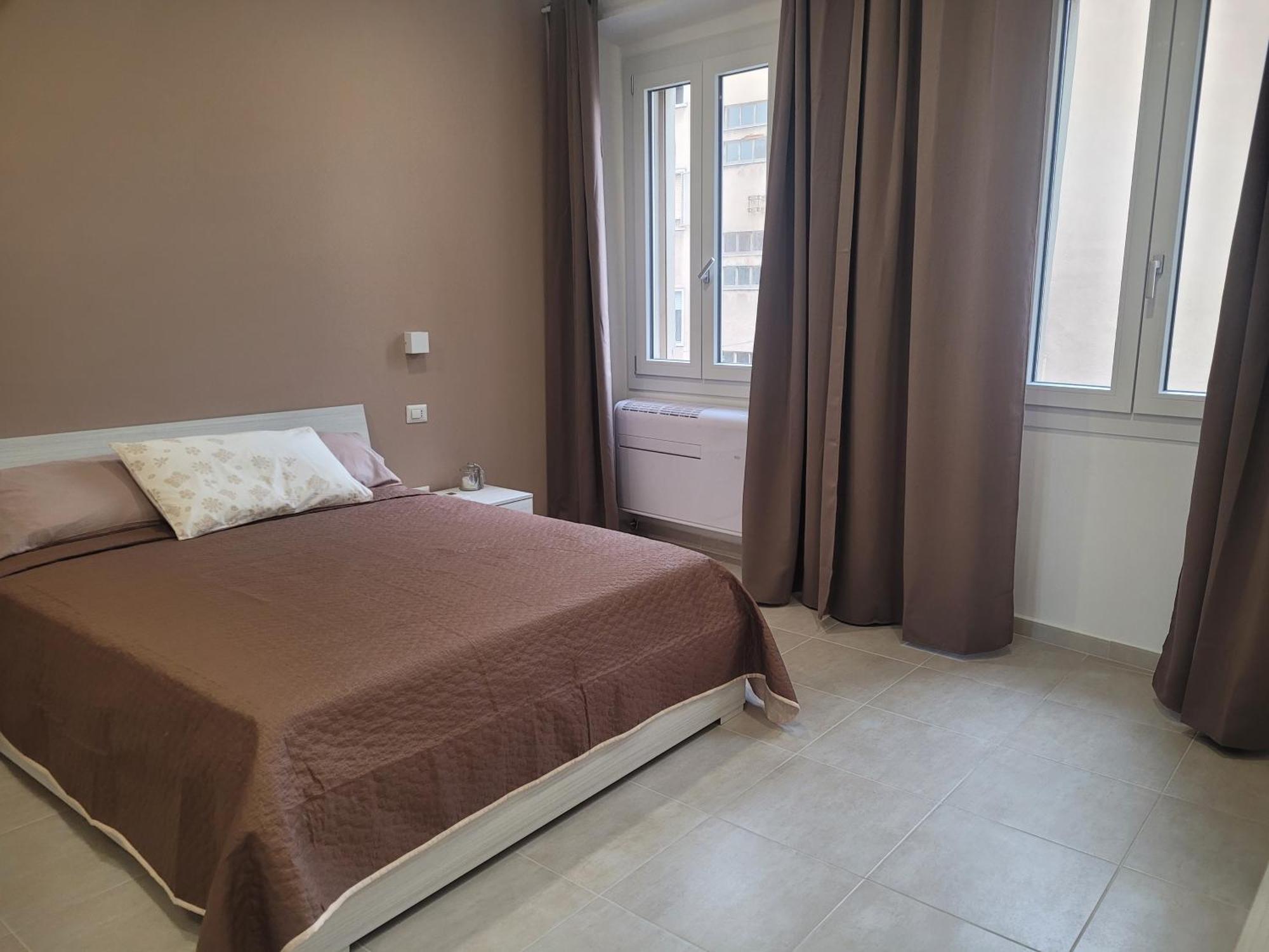 Apartament Domo Azuni Sassari Zewnętrze zdjęcie